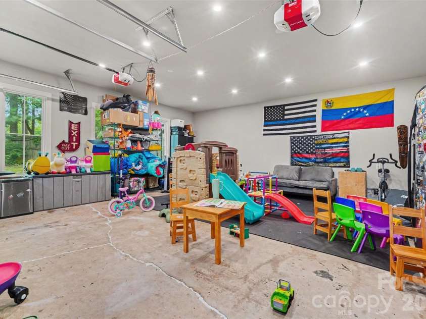 821 Dare Court, Gastonia, NC 28054.  MLS# CAR4399077, YatesRealty ID 37717. Garage
