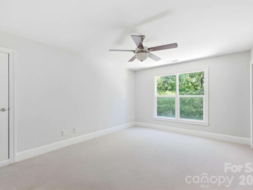 202 Indian Trail, Mooresville, NC 28117.  MLS# CAR4401126, YatesRealty ID 37718. 