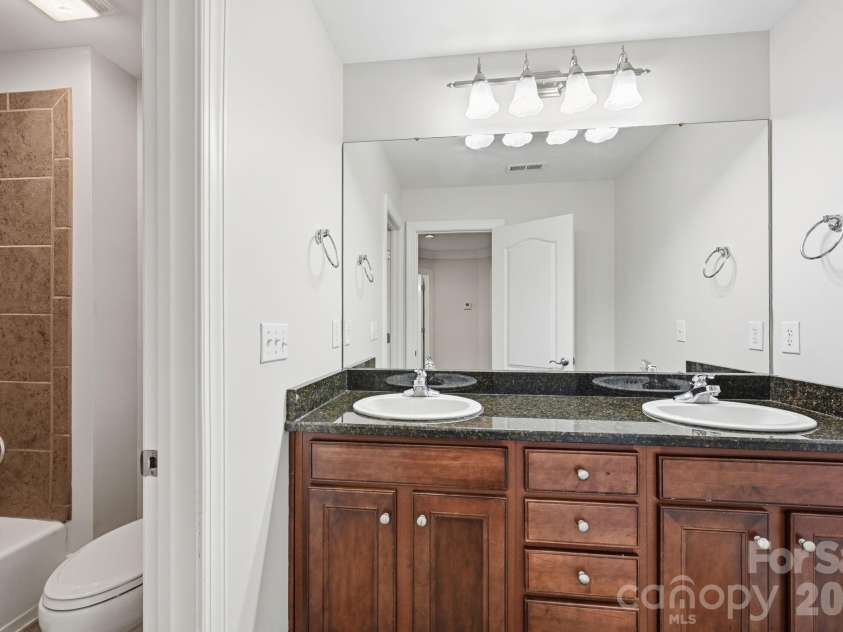 202 Indian Trail, Mooresville, NC 28117.  MLS# CAR4401126, YatesRealty ID 37718. 