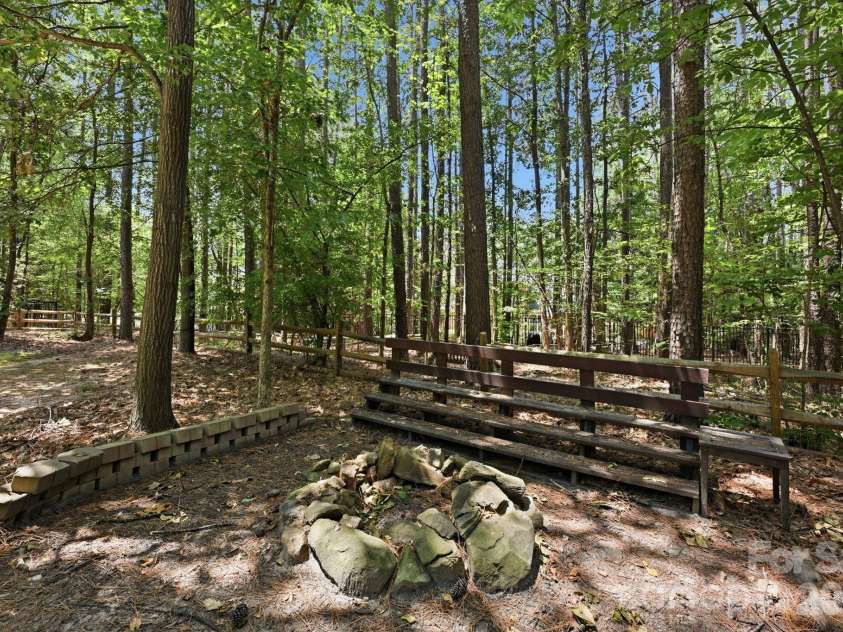 202 Indian Trail, Mooresville, NC 28117.  MLS# CAR4401126, YatesRealty ID 37718. 