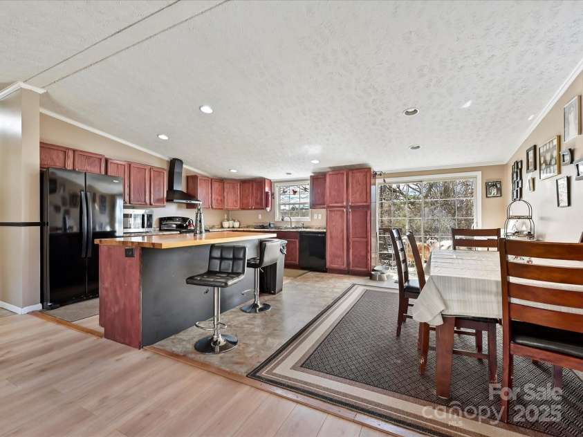 170 Louise Drive, Mooresville, NC 28115.  MLS# CAR4231739, YatesRealty ID 3772. 