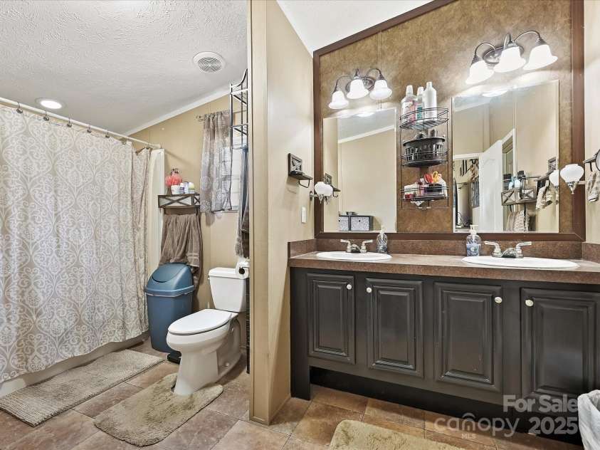 170 Louise Drive, Mooresville, NC 28115.  MLS# CAR4231739, YatesRealty ID 3772. 