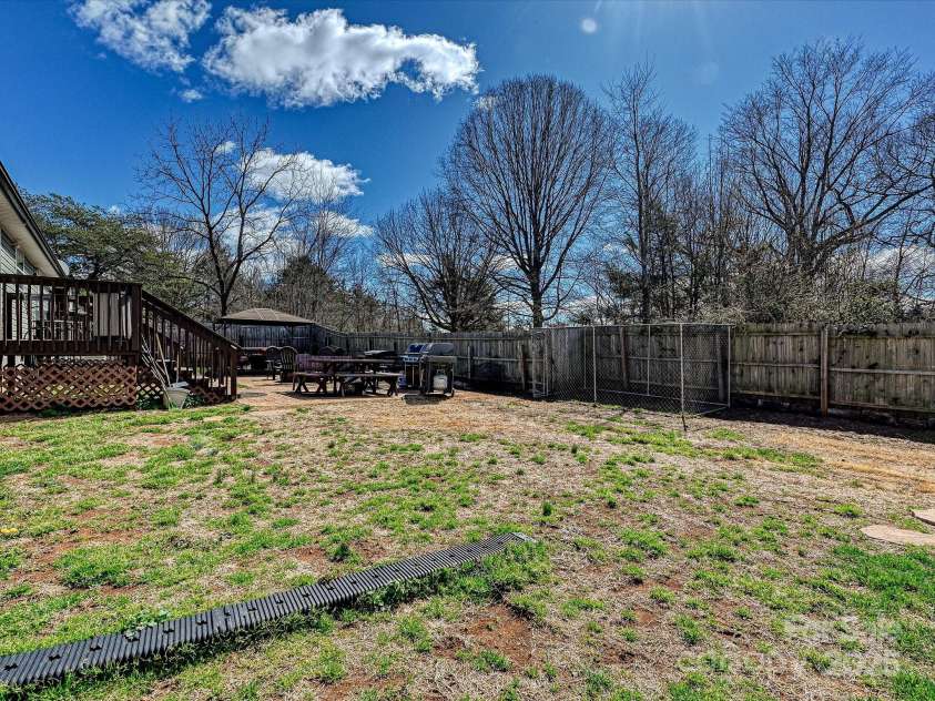 170 Louise Drive, Mooresville, NC 28115.  MLS# CAR4231739, YatesRealty ID 3772. 