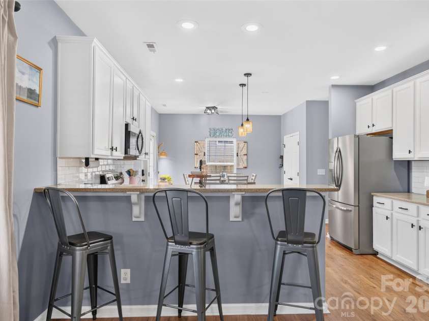 4506 Lawrence Daniel Drive, Matthews, NC 28104.  MLS# CAR4400957, YatesRealty ID 37720. 