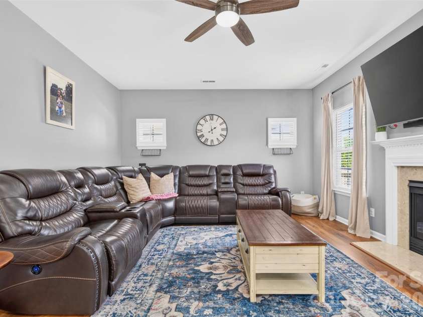 4506 Lawrence Daniel Drive, Matthews, NC 28104.  MLS# CAR4400957, YatesRealty ID 37720. 