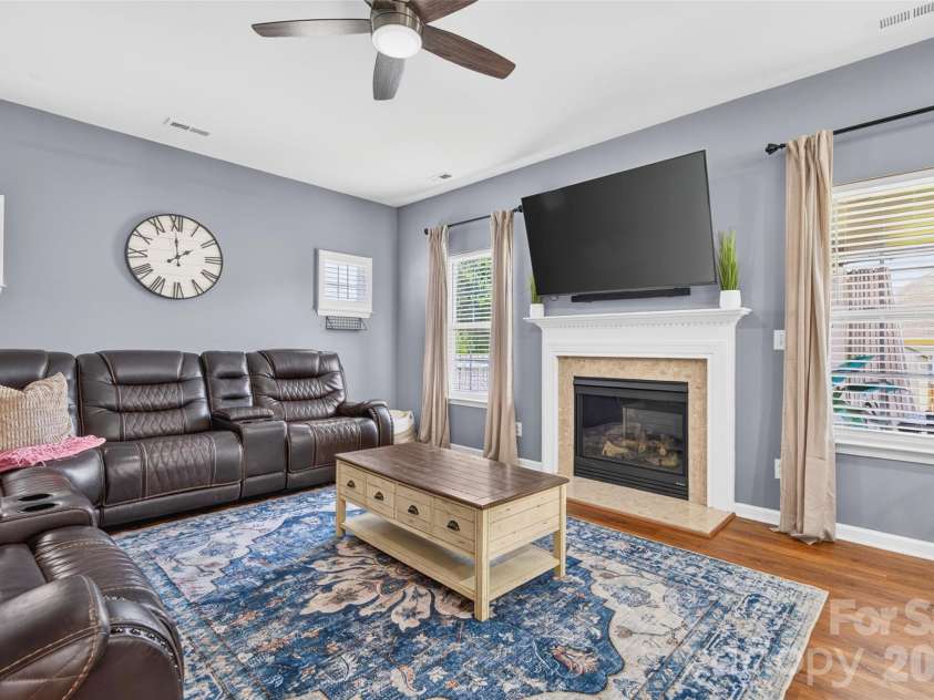 4506 Lawrence Daniel Drive, Matthews, NC 28104.  MLS# CAR4400957, YatesRealty ID 37720. 