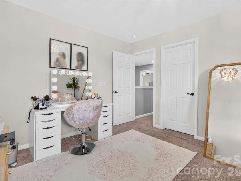 4506 Lawrence Daniel Drive, Matthews, NC 28104.  MLS# CAR4400957, YatesRealty ID 37720. 