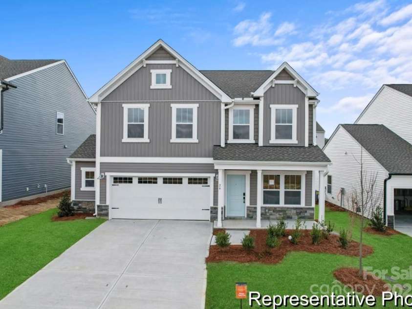 1211 Links Crossing Drive, Monroe, NC 28112.  MLS# CAR4301279, YatesRealty ID 37721. 