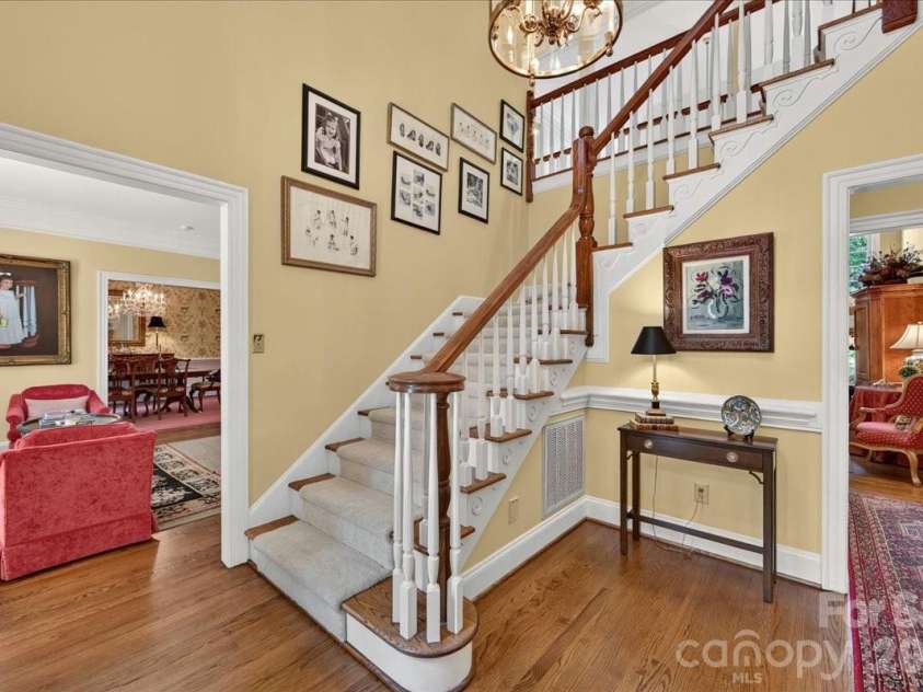 3601 Castellaine Drive, Charlotte, NC 28226.  MLS# CAR4392373, YatesRealty ID 37721. 