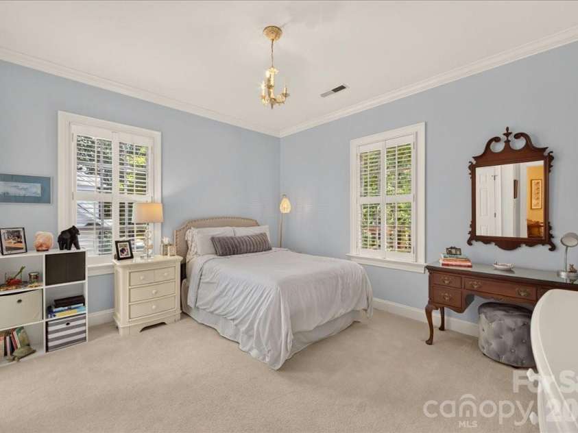 3601 Castellaine Drive, Charlotte, NC 28226.  MLS# CAR4392373, YatesRealty ID 37721. 