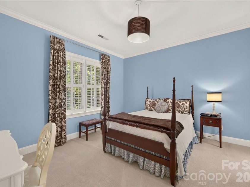 3601 Castellaine Drive, Charlotte, NC 28226.  MLS# CAR4392373, YatesRealty ID 37721. 