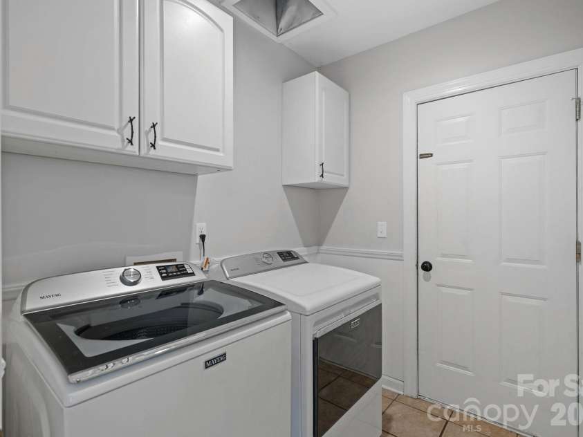 8414 Summerfield Lane, Huntersville, NC 28078.  MLS# CAR4402455, YatesRealty ID 37722. 