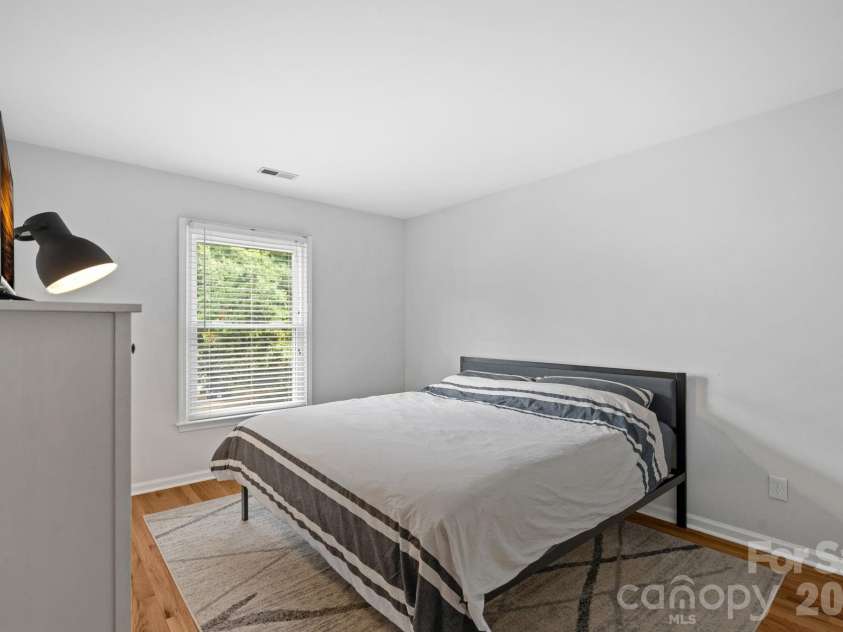 8414 Summerfield Lane, Huntersville, NC 28078.  MLS# CAR4402455, YatesRealty ID 37722. 