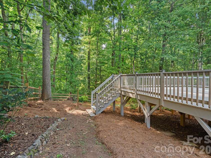 8414 Summerfield Lane, Huntersville, NC 28078.  MLS# CAR4402455, YatesRealty ID 37722. 