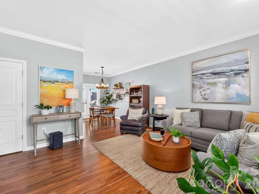 2224 Vision Drive, Charlotte, NC 28203.  MLS# CAR4402872, YatesRealty ID 37723. 