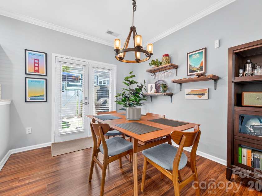 2224 Vision Drive, Charlotte, NC 28203.  MLS# CAR4402872, YatesRealty ID 37723. 