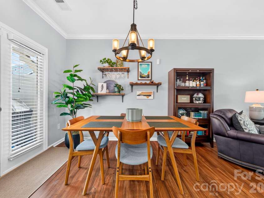 2224 Vision Drive, Charlotte, NC 28203.  MLS# CAR4402872, YatesRealty ID 37723. 