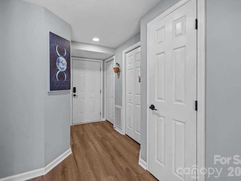 247 Water Oak Drive, Pineville, NC 28134.  MLS# CAR4401849, YatesRealty ID 37725. 