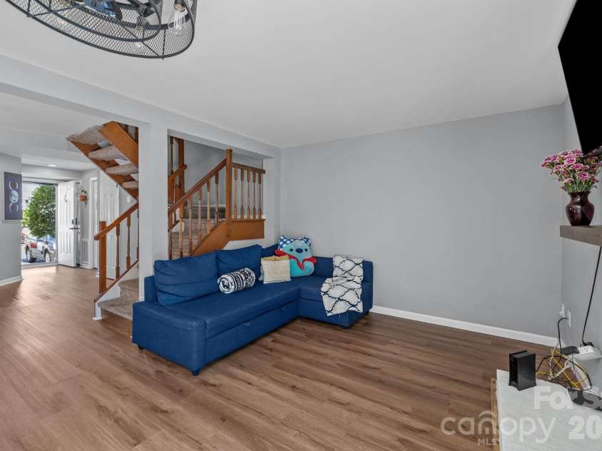247 Water Oak Drive, Pineville, NC 28134.  MLS# CAR4401849, YatesRealty ID 37725. 