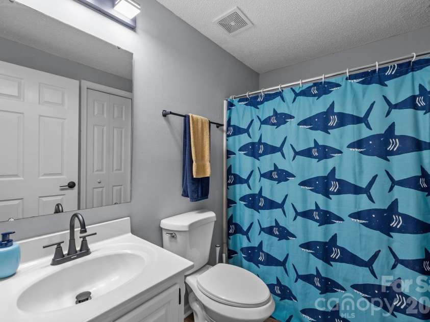 247 Water Oak Drive, Pineville, NC 28134.  MLS# CAR4401849, YatesRealty ID 37725. 