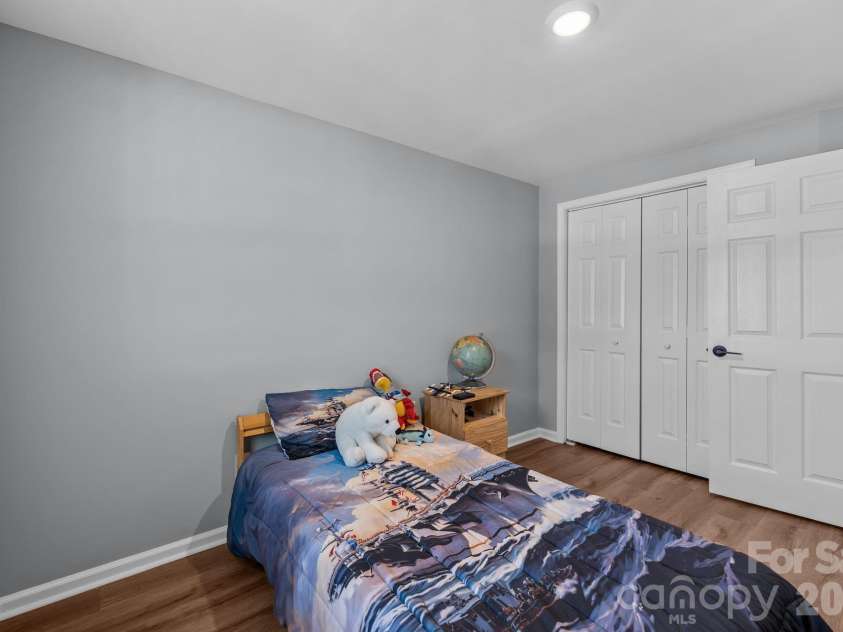 247 Water Oak Drive, Pineville, NC 28134.  MLS# CAR4401849, YatesRealty ID 37725. 