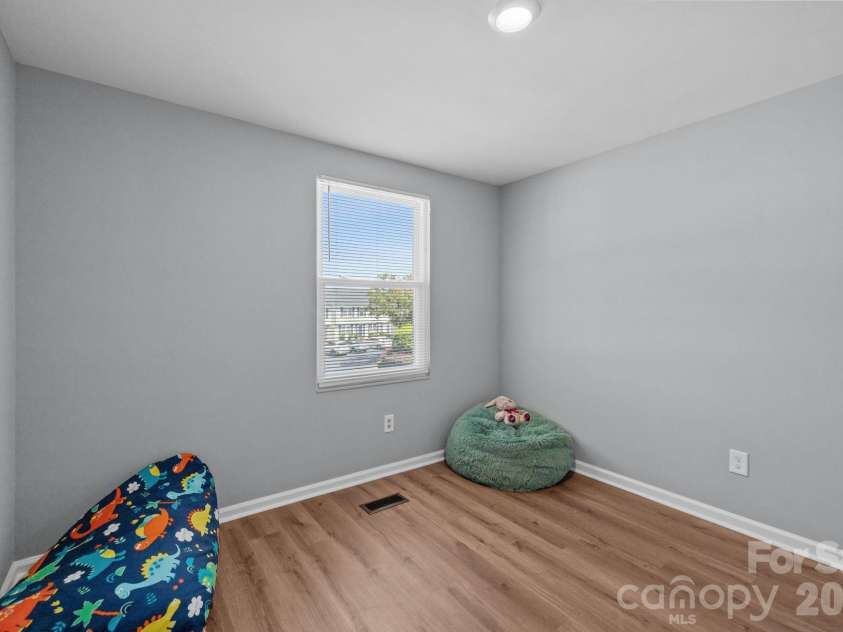 247 Water Oak Drive, Pineville, NC 28134.  MLS# CAR4401849, YatesRealty ID 37725. 