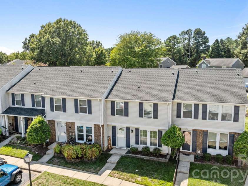 247 Water Oak Drive, Pineville, NC 28134.  MLS# CAR4401849, YatesRealty ID 37725. 