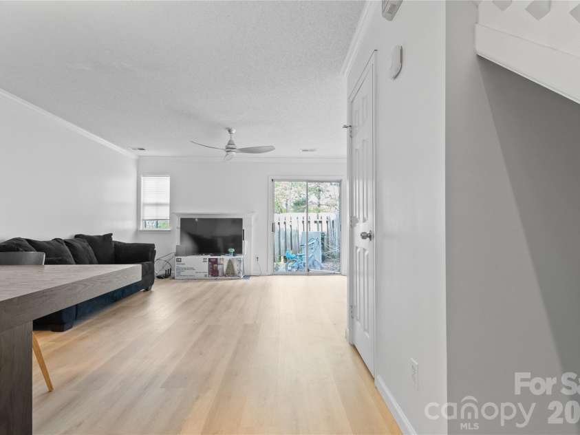 622 Emerald Cove Drive, Charlotte, NC 28262.  MLS# CAR4403048, YatesRealty ID 37726. 