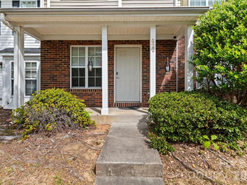 622 Emerald Cove Drive, Charlotte, NC 28262.  MLS# CAR4403048, YatesRealty ID 37726. 