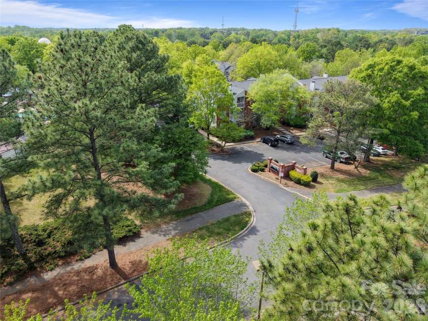622 Emerald Cove Drive, Charlotte, NC 28262.  MLS# CAR4403048, YatesRealty ID 37726. 