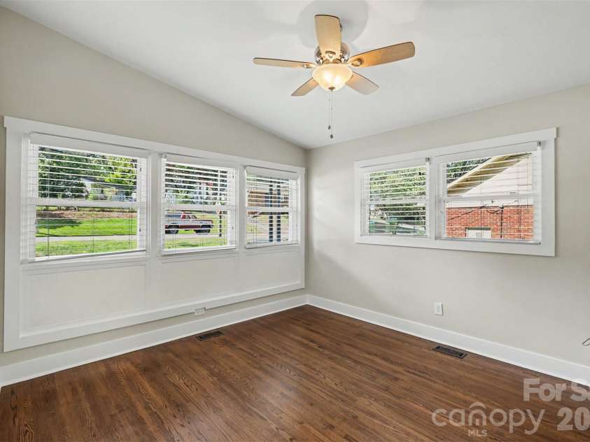 1338 Edgewater Drive, Charlotte, NC 28210.  MLS# CAR4401777, YatesRealty ID 37727. Primary