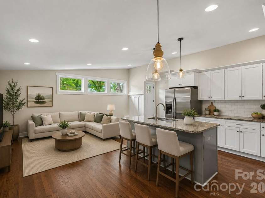1338 Edgewater Drive, Charlotte, NC 28210.  MLS# CAR4401777, YatesRealty ID 37727. Virtually Stage Ideas