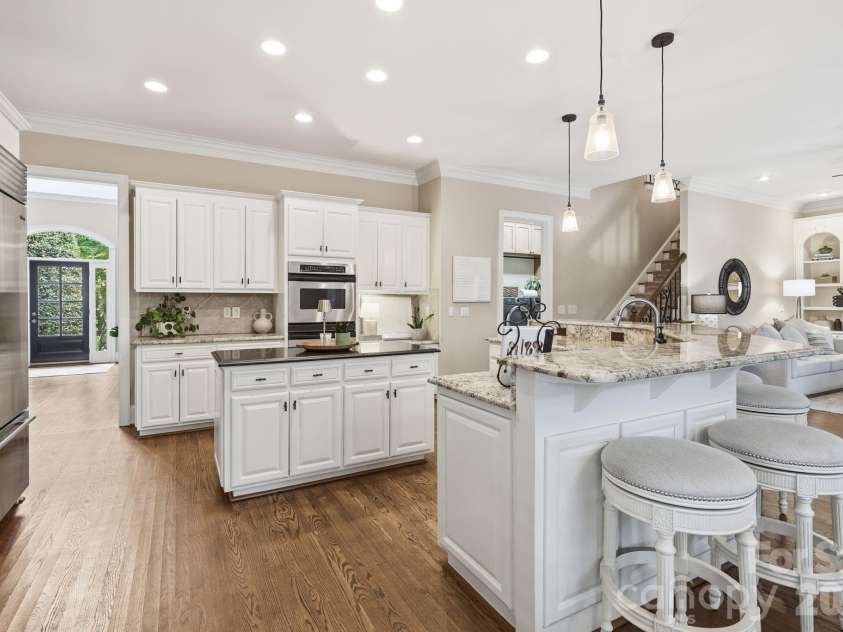 10904 Moran Lane, Charlotte, NC 28277.  MLS# CAR4403123, YatesRealty ID 37728. 