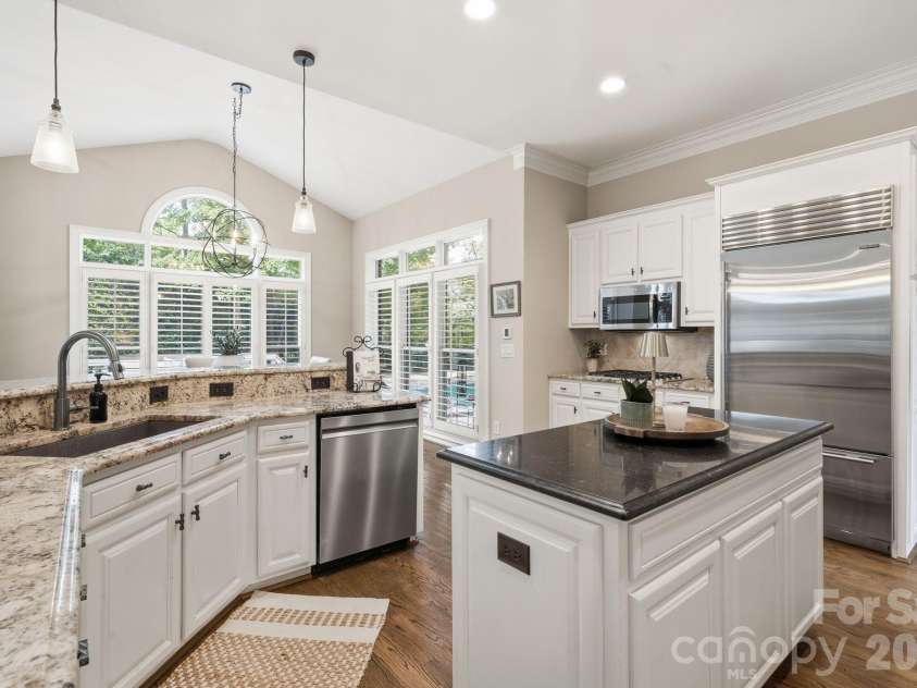 10904 Moran Lane, Charlotte, NC 28277.  MLS# CAR4403123, YatesRealty ID 37728. 