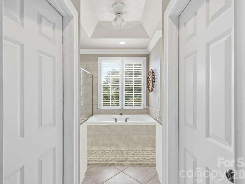 10904 Moran Lane, Charlotte, NC 28277.  MLS# CAR4403123, YatesRealty ID 37728. 
