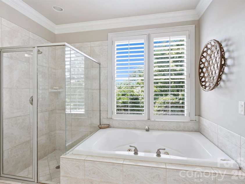 10904 Moran Lane, Charlotte, NC 28277.  MLS# CAR4403123, YatesRealty ID 37728. 