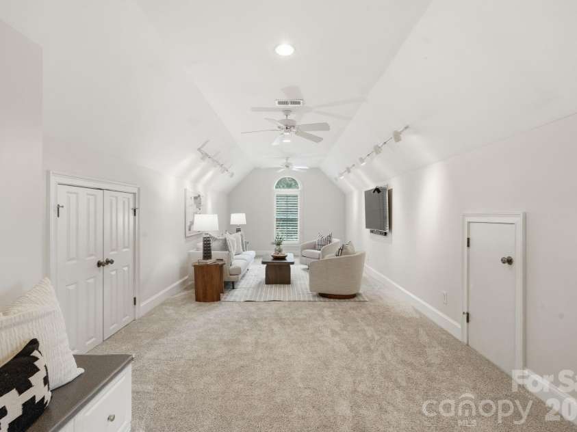 10904 Moran Lane, Charlotte, NC 28277.  MLS# CAR4403123, YatesRealty ID 37728. 