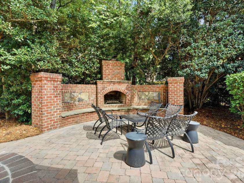 10904 Moran Lane, Charlotte, NC 28277.  MLS# CAR4403123, YatesRealty ID 37728. 