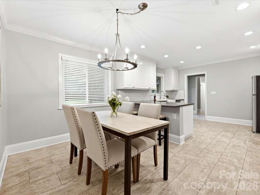4318 Ruskin Drive, Charlotte, NC 28209.  MLS# CAR4403739, YatesRealty ID 37729. Dining/Kitchen