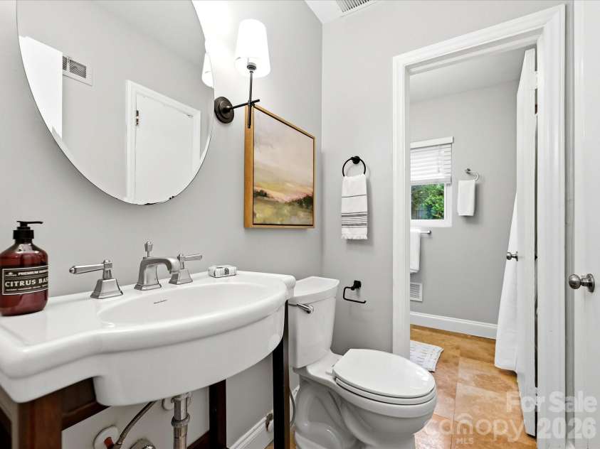 4318 Ruskin Drive, Charlotte, NC 28209.  MLS# CAR4403739, YatesRealty ID 37729. Hall Bathroom