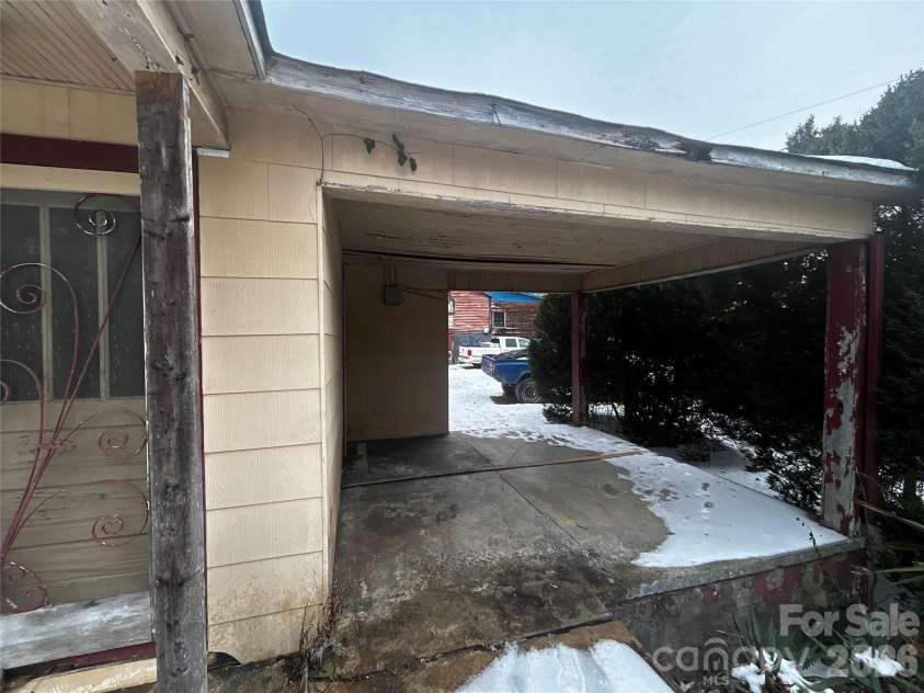 3370 Rocky Road, Gamewell, NC 28645.  MLS# CAR4343877, YatesRealty ID 3773. 