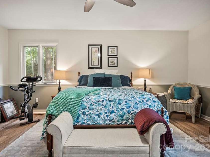 643 Mountain View Drive, Columbus, NC 28722.  MLS# CAR4300401, YatesRealty ID 37731. 