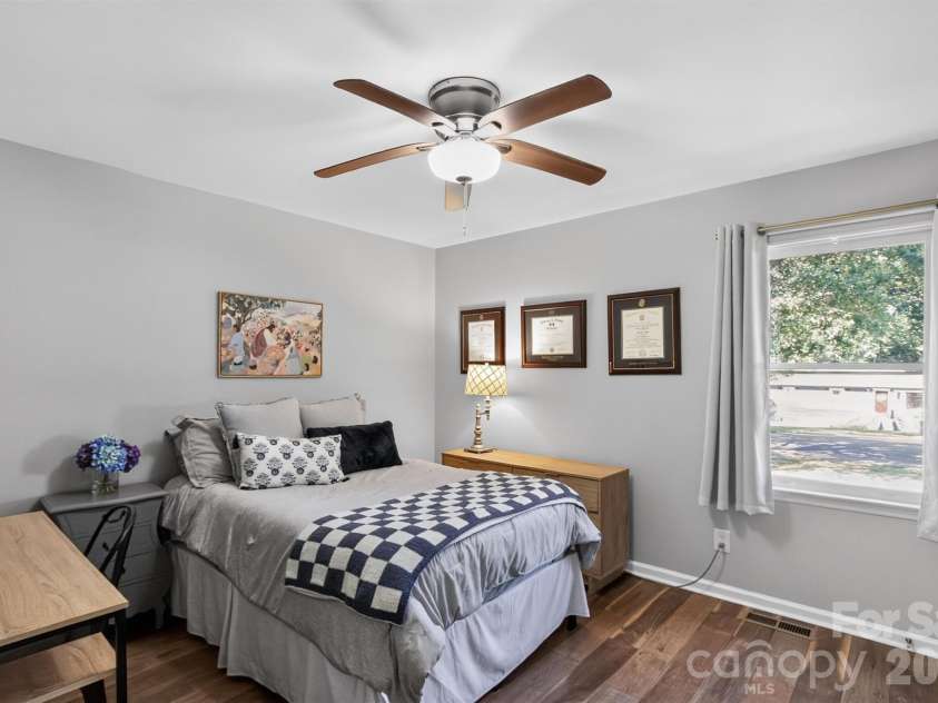 201-A Ewing Drive, Belmont, NC 28012.  MLS# CAR4403025, YatesRealty ID 37732. 