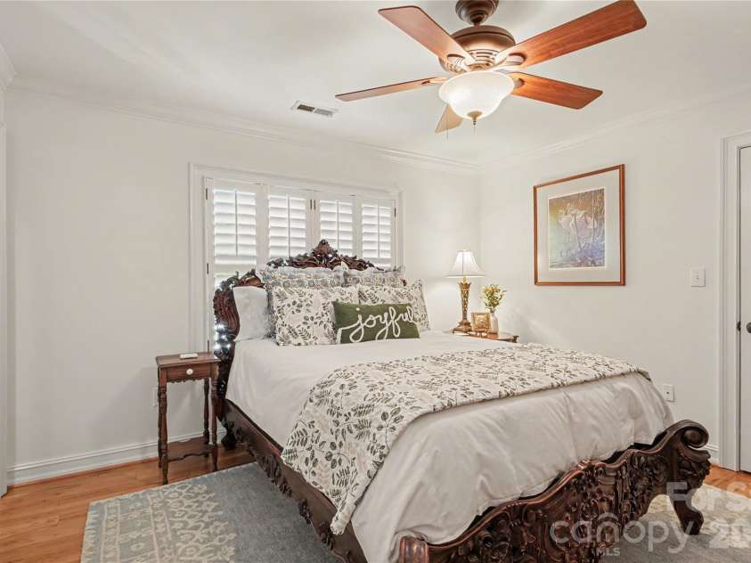 21300 Blakely Shores Drive, Cornelius, NC 28031.  MLS# CAR4404238, YatesRealty ID 37733. 