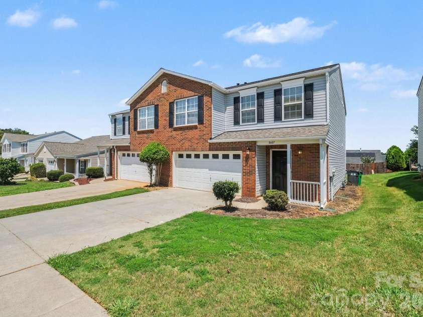 8607 Westhope Street, Charlotte, NC 28216.  MLS# CAR4404616, YatesRealty ID 37734. 