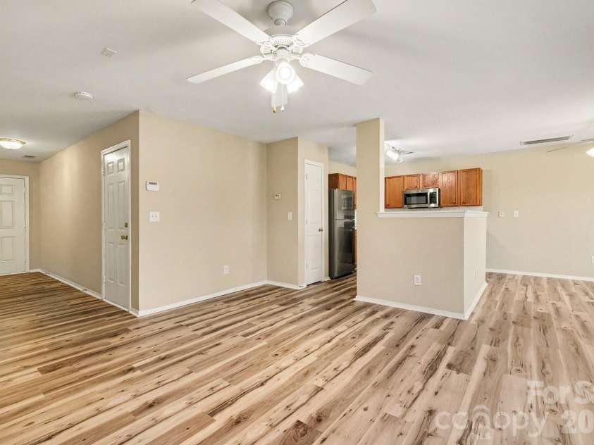 8607 Westhope Street, Charlotte, NC 28216.  MLS# CAR4404616, YatesRealty ID 37734. 