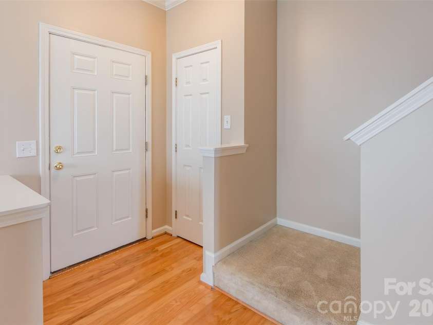 856 Dillard Road, Rock Hill, SC 29730.  MLS# CAR4404425, YatesRealty ID 37737. Entry foyer