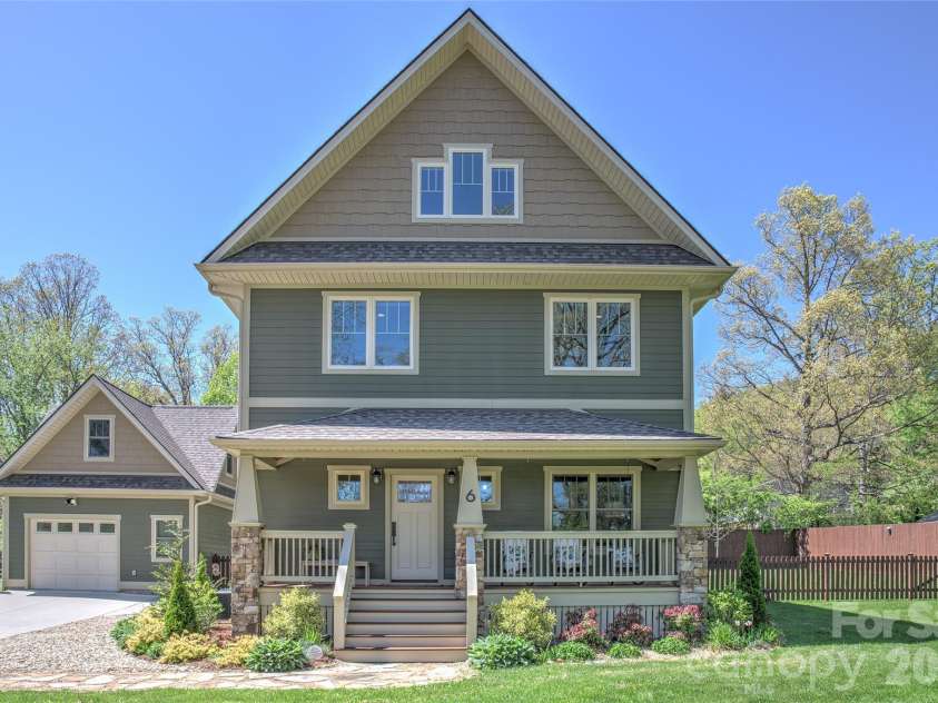6 Hamlet Street, Black Mountain, NC 28711.  MLS# CAR4402819, YatesRealty ID 37738. 
