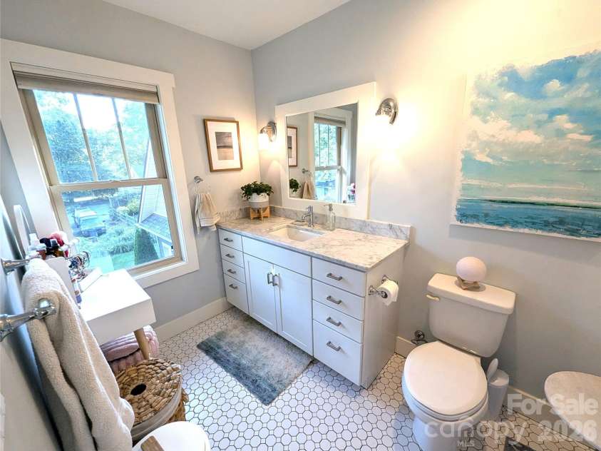 6 Hamlet Street, Black Mountain, NC 28711.  MLS# CAR4402819, YatesRealty ID 37738. 