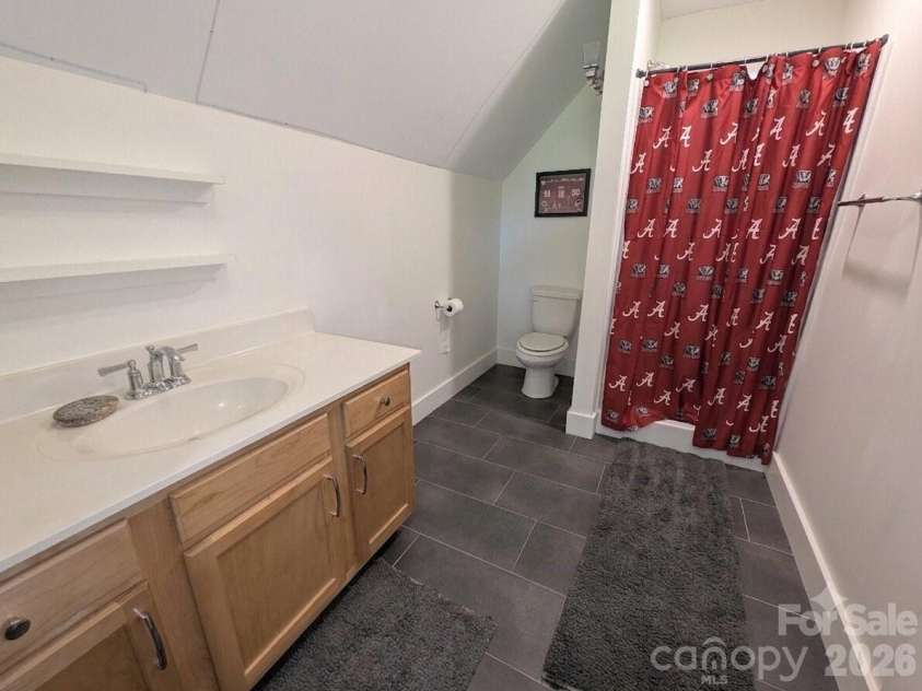 6 Hamlet Street, Black Mountain, NC 28711.  MLS# CAR4402819, YatesRealty ID 37738. 